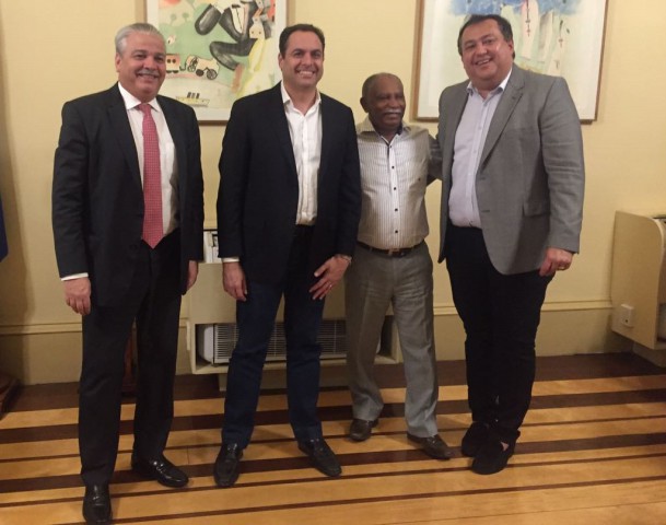 Prefeito de Carpina se reuniu com governador Paulo Câmara