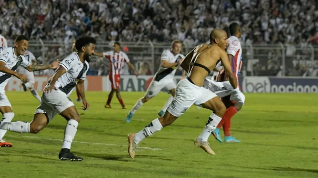 Náutico perde para Ponte Preta por 1×0 fora de casa e segue no Z4 da Série B